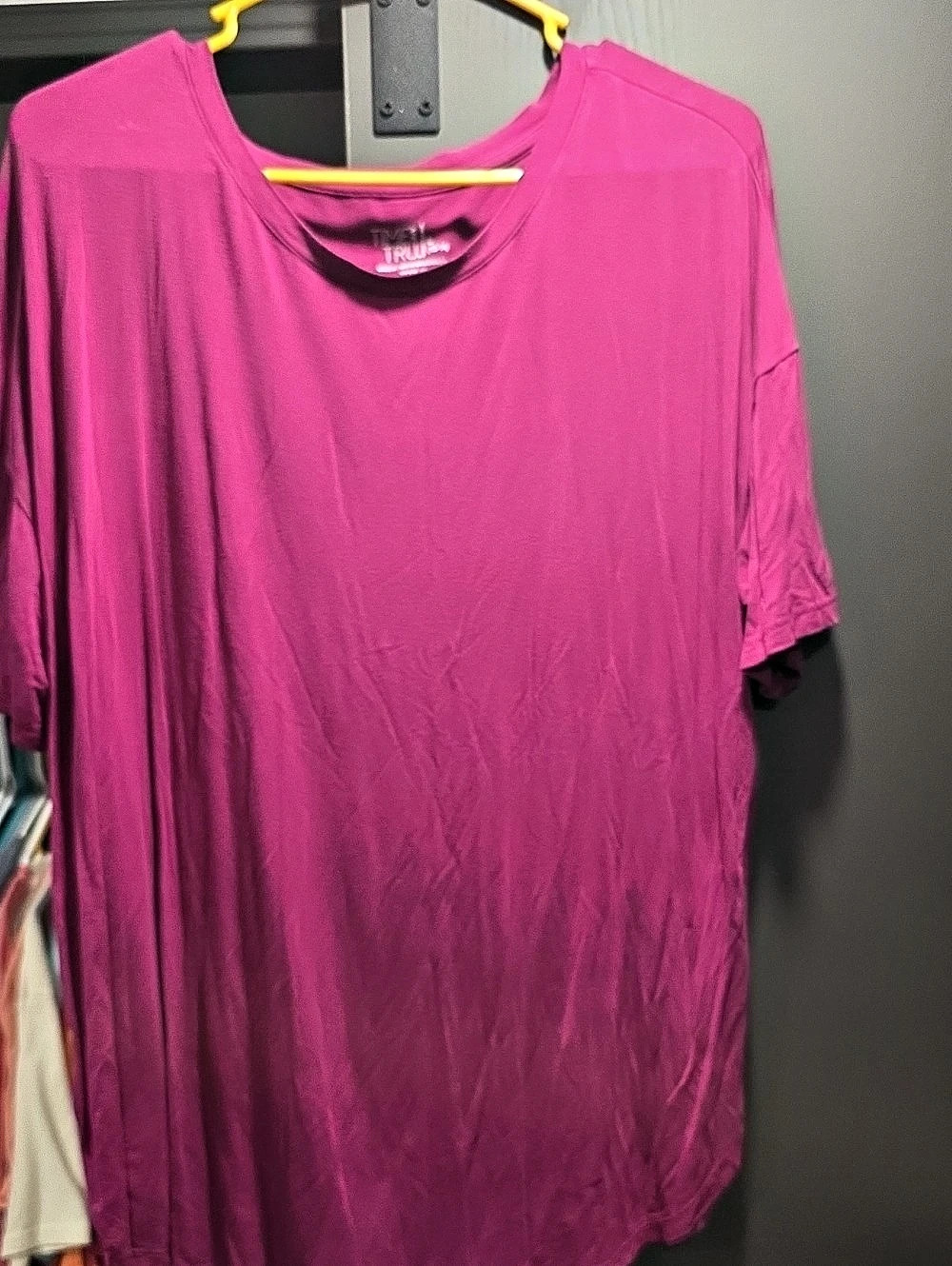 Time and Tru Short Sleeve Tee in Pink Size Large Like New